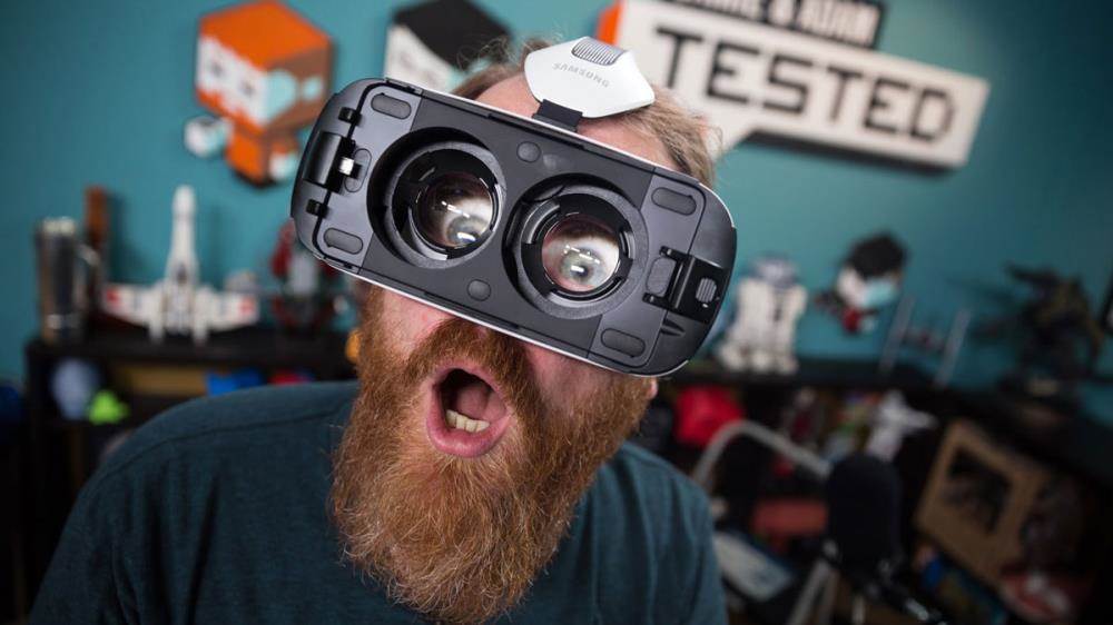 泉州揭秘VR头盔工作原理，原来是这样工作的