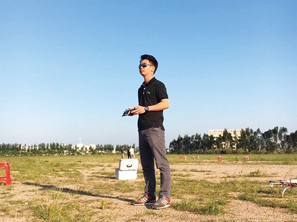 西安无人机运载过程中如何确保飞行稳定性？